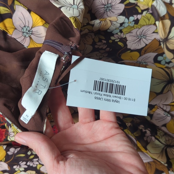 ASTR the label Teyla dress new with tags - Picture 7 of 7